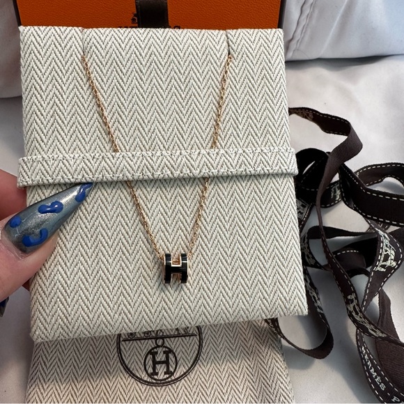 AUTHENTIC - HERMES POP H PENDANT - BLACK/ROSE GOLD - Picture 3 of 6